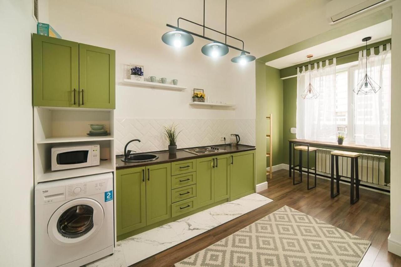 Manica Gagarin Park Appartement Alma-Ata Buitenkant foto